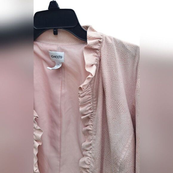 Chico’s Pink Ruffle Snake Print Blazer Jacket Chico's size 2 - Picture 4 of 7